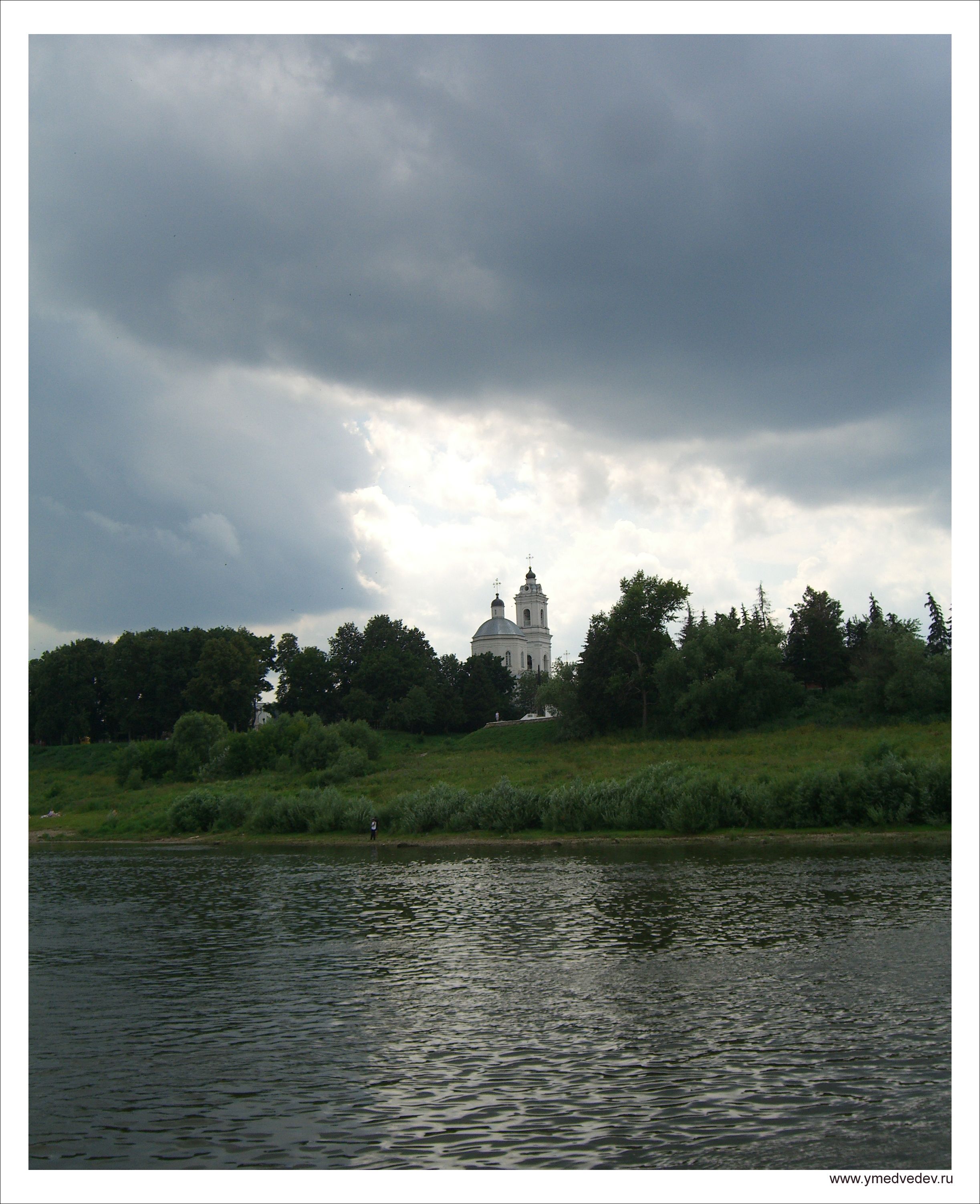 Церковь в Тарусе
